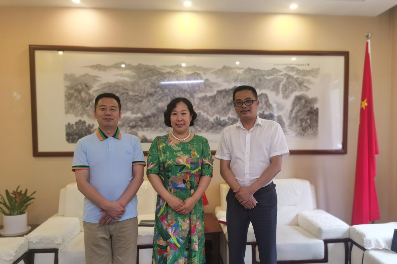 热心公益 再献爱心